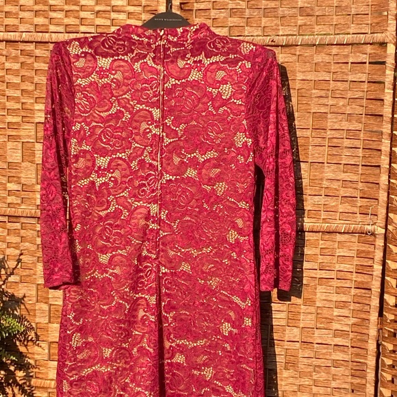 Beautiful Homecoming/party Lace dress - Picture 3 of 4